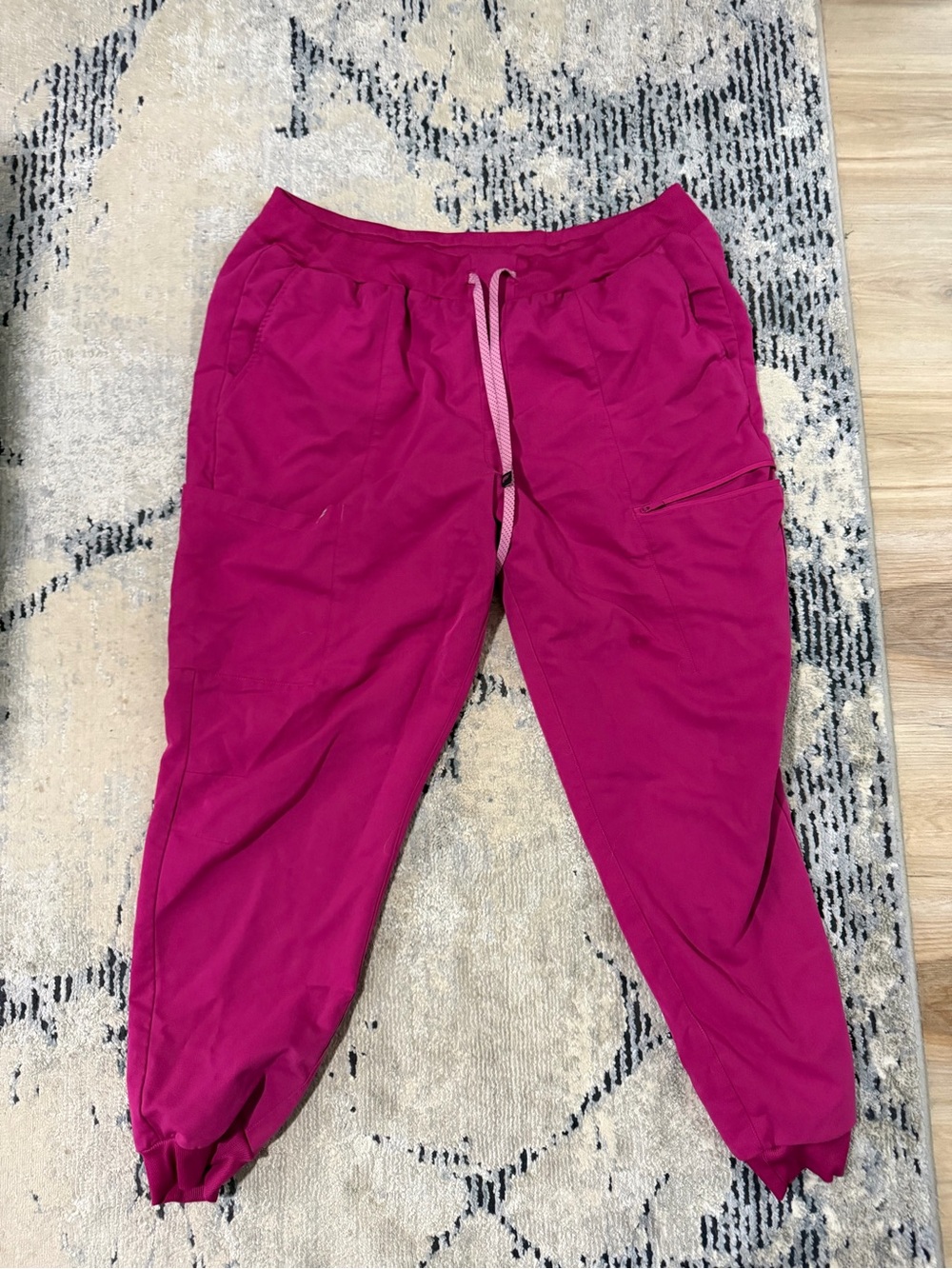 Fabletics Women's Fuchsia Pull-On Joggers